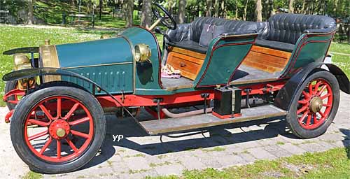 Peugeot 138A Double phaeton